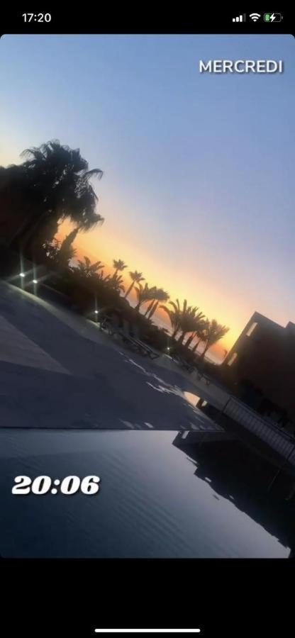 Paradis Plage Pieds Dans L'Eau - Superbe Appartement & Jaccuzi Agadir Exterior foto